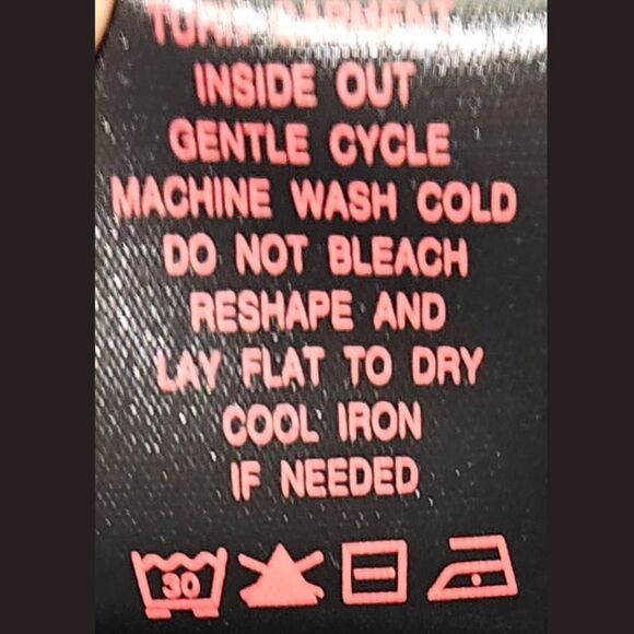 TORRID RETRO CHIC SKULLS/SUNGLASSES DESIGN COLLAR 3/4 Sleeve button- up Sweater - Picture 16 of 16